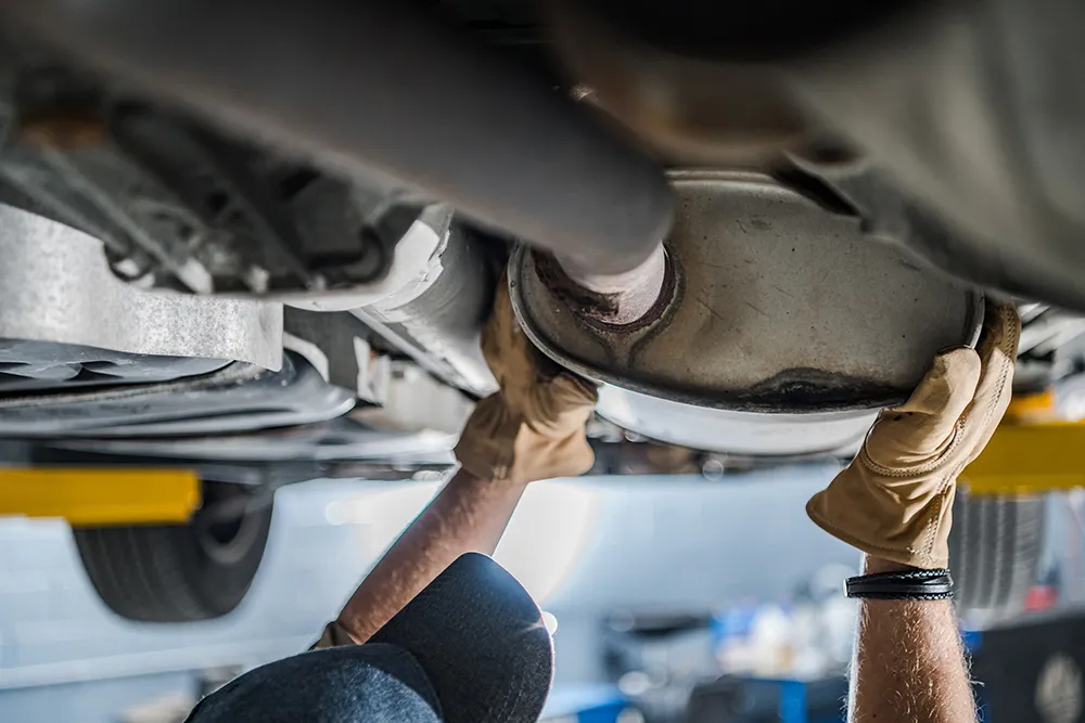 Checkpoint Motors Can Replace a Leaking Exhaust Manifold